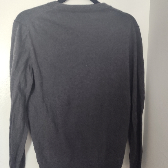 100% Cotton GAP Cardigan! Hip length… Excellent Condition! Size s/p-3 - Picture 3 of 3